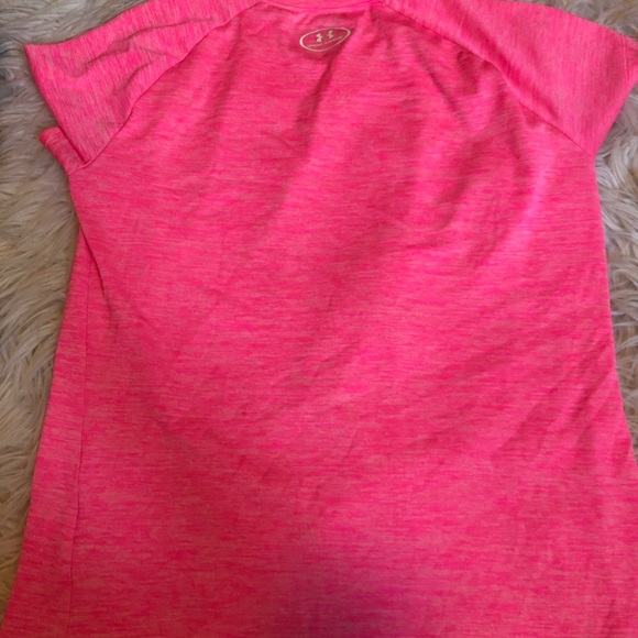 pink under armor workout shirt - Picture 2 of 3